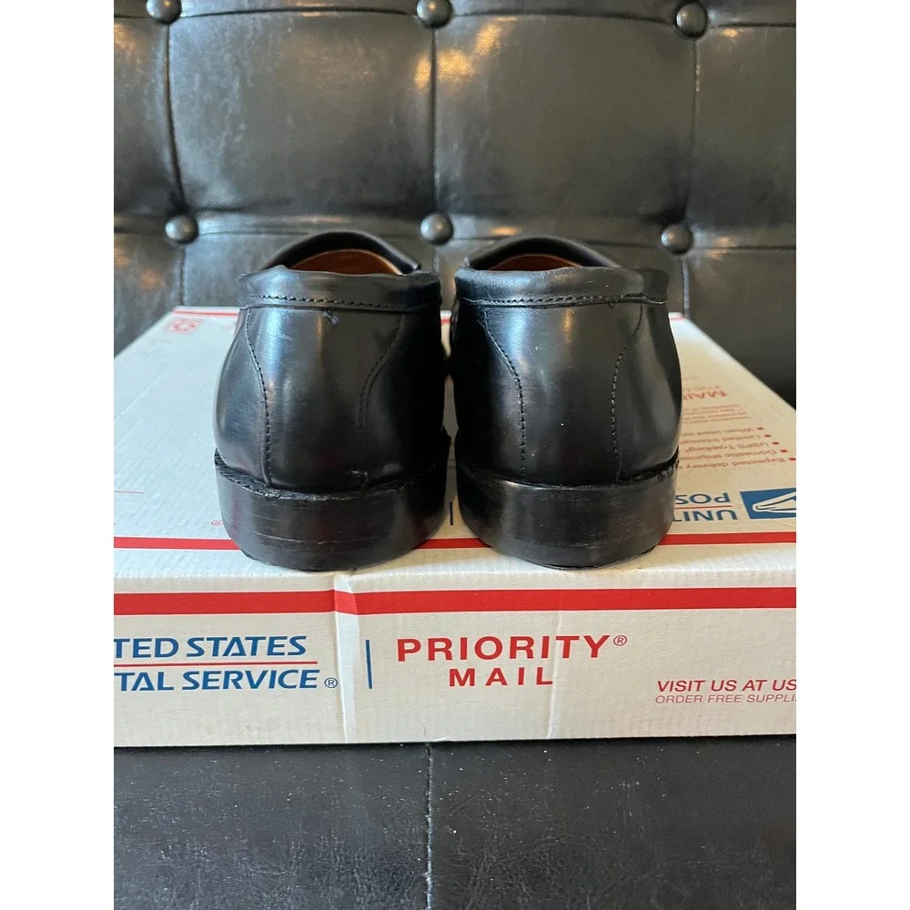 Allen Edmonds Newport‎ Black Leather Kiltie Tassel Loafers